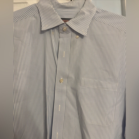 Three Vineyard Vines Men’s Collared Shirts - Picture 6 of 10